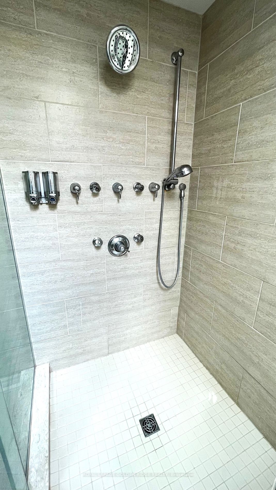 Listing X6797006 - Large Photo # 20