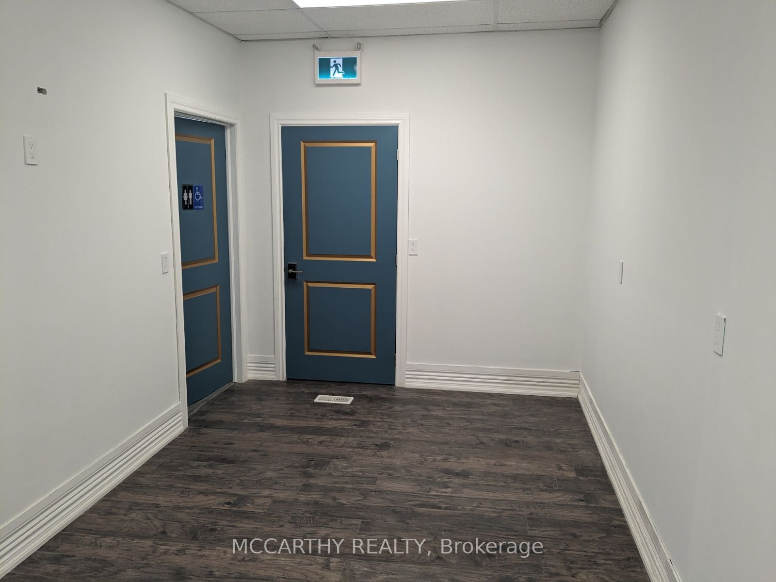 155-165 Main St W, #104