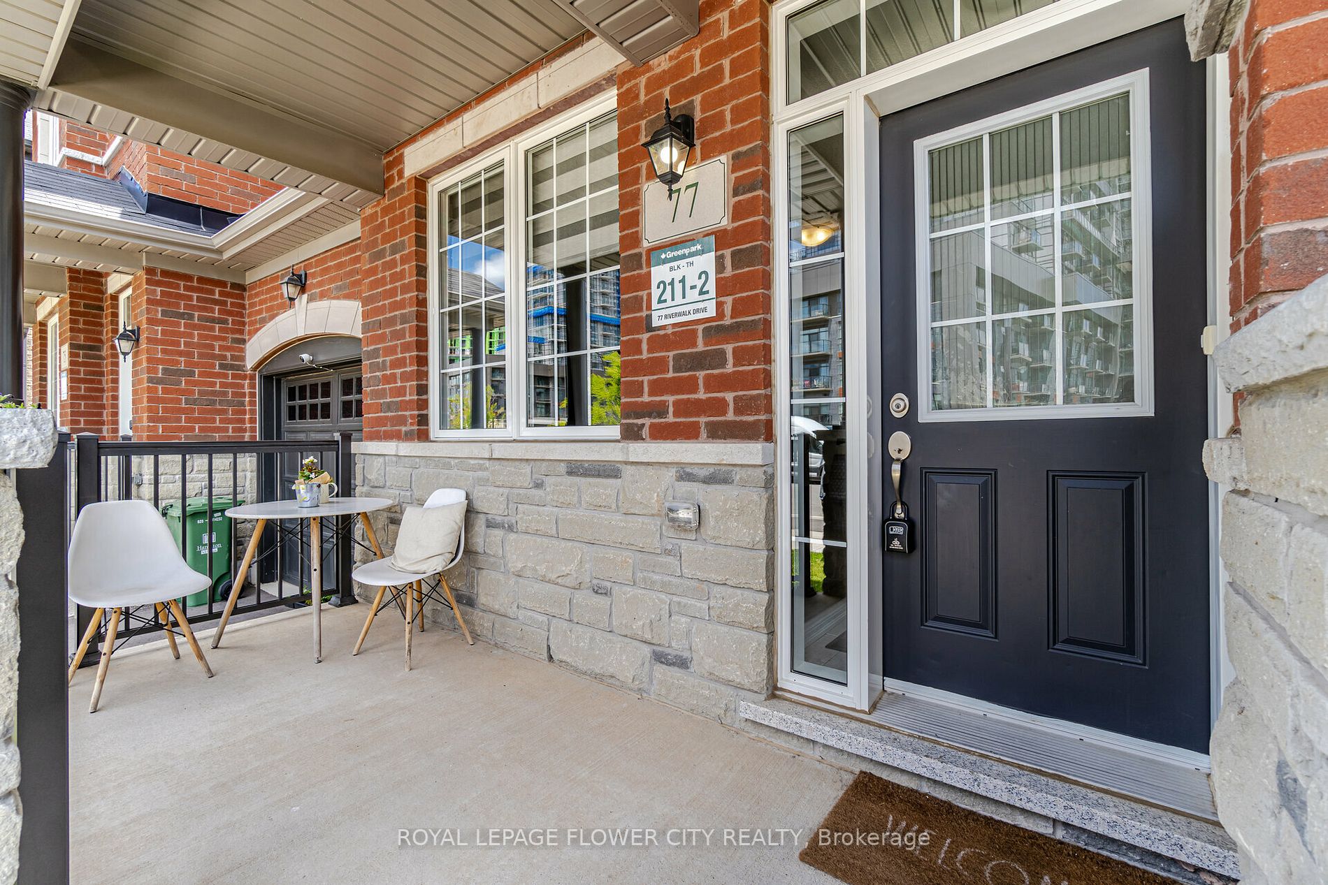 77 Riverwalk Dr
