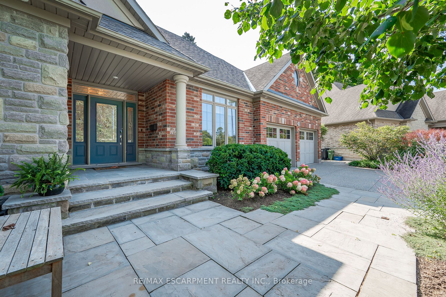 79 Woodside Rd