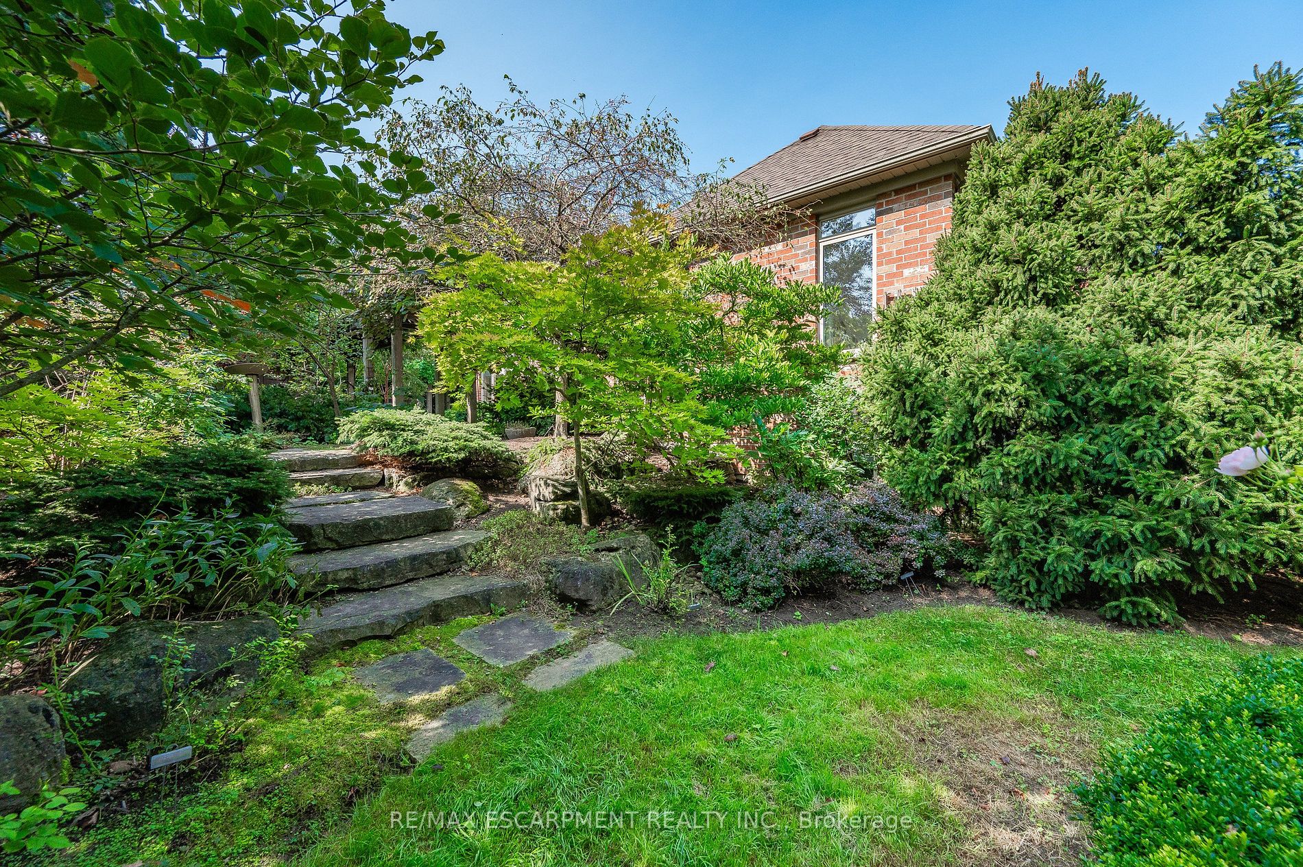 79 Woodside Road