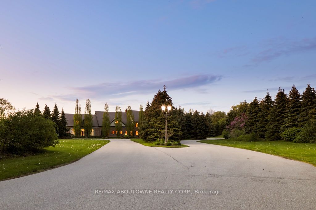 76 Ridge Rd W