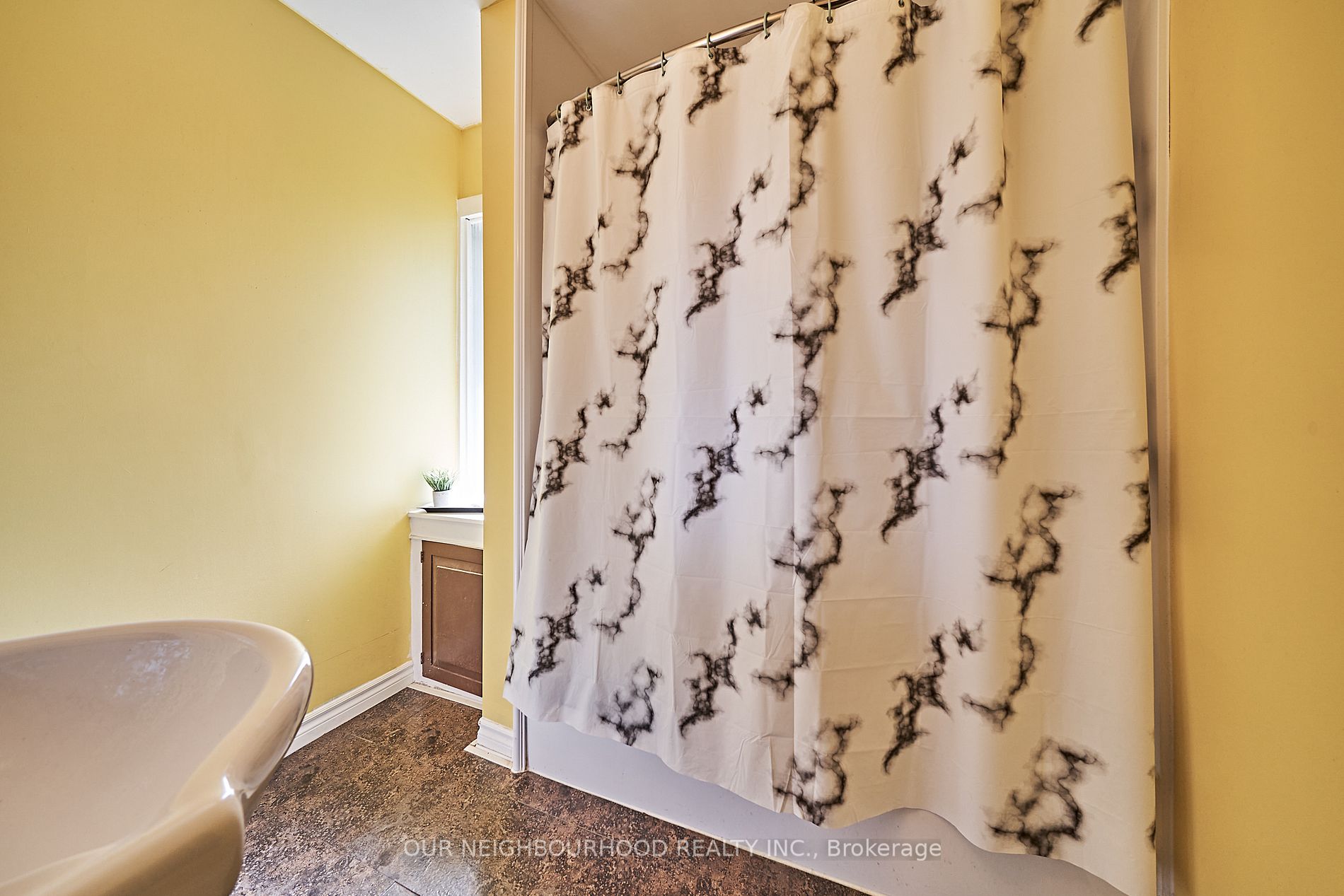 Listing X6797450 - Large Photo # 29