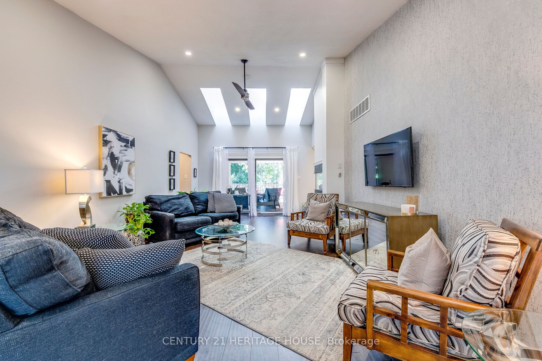206 Fiddlers Green Rd