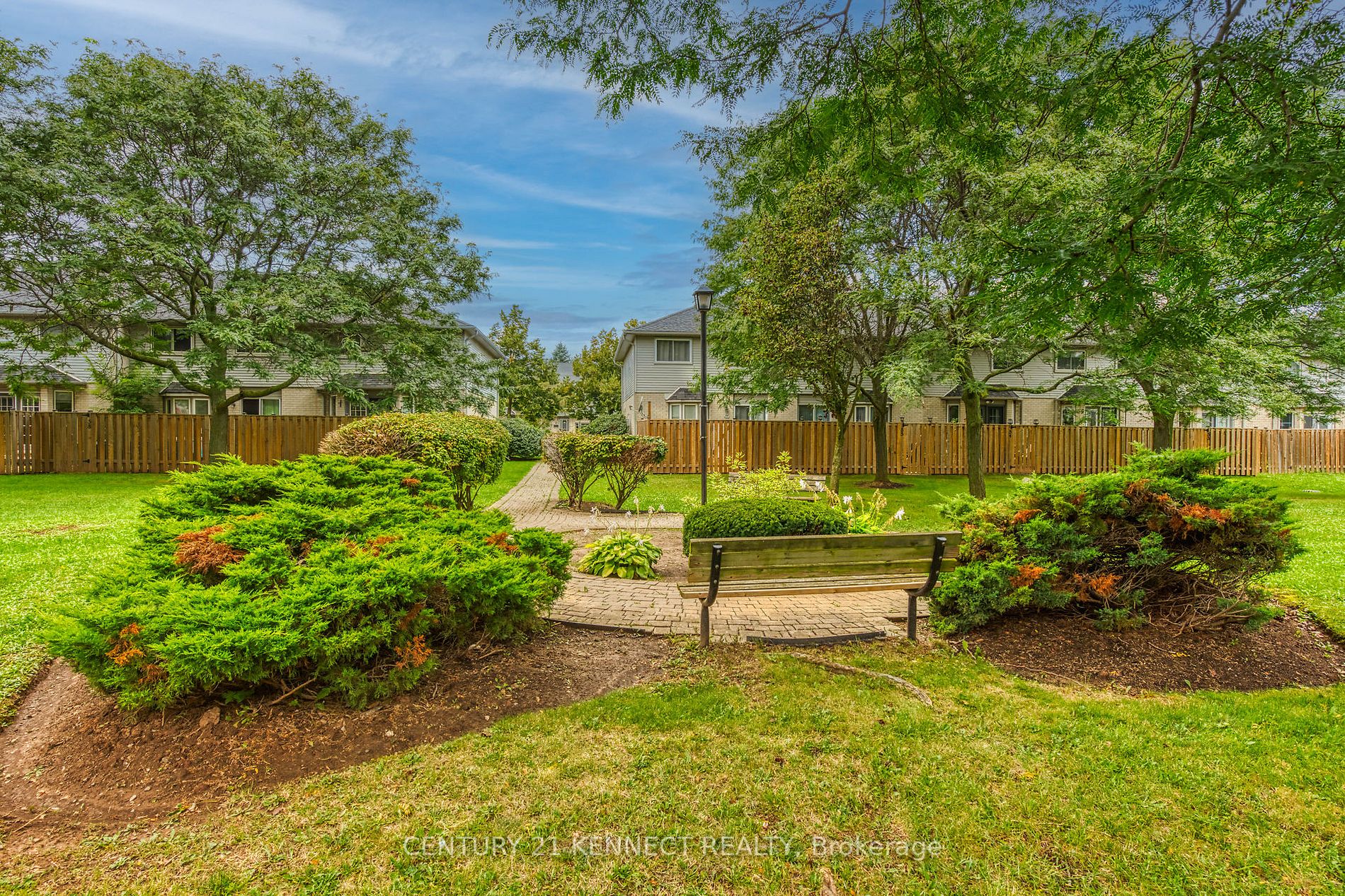1 Royalwood Crt, #73