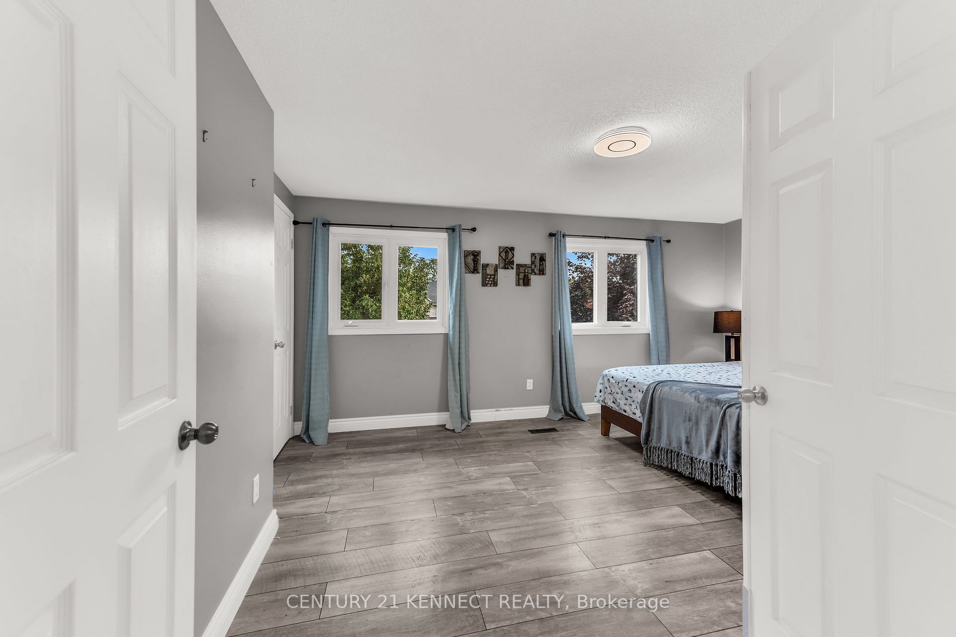 1 Royalwood Crt, #73