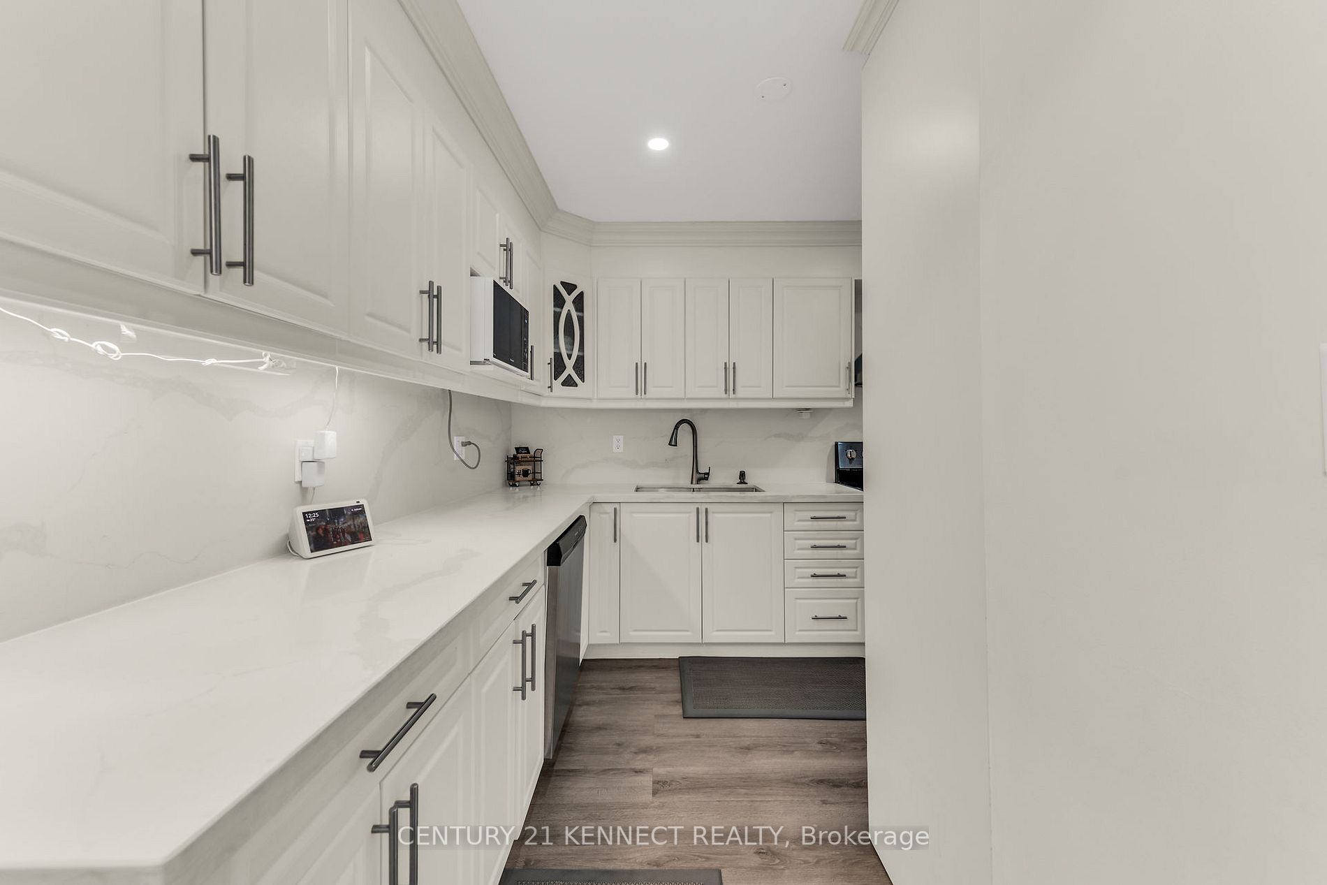 1 Royalwood Crt, #73