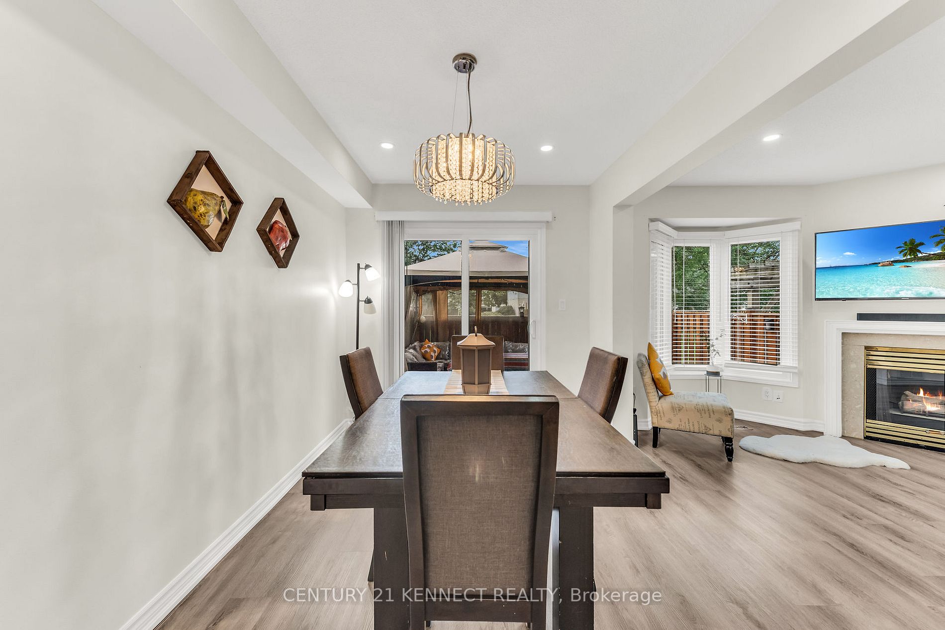 1 Royalwood Crt, #73