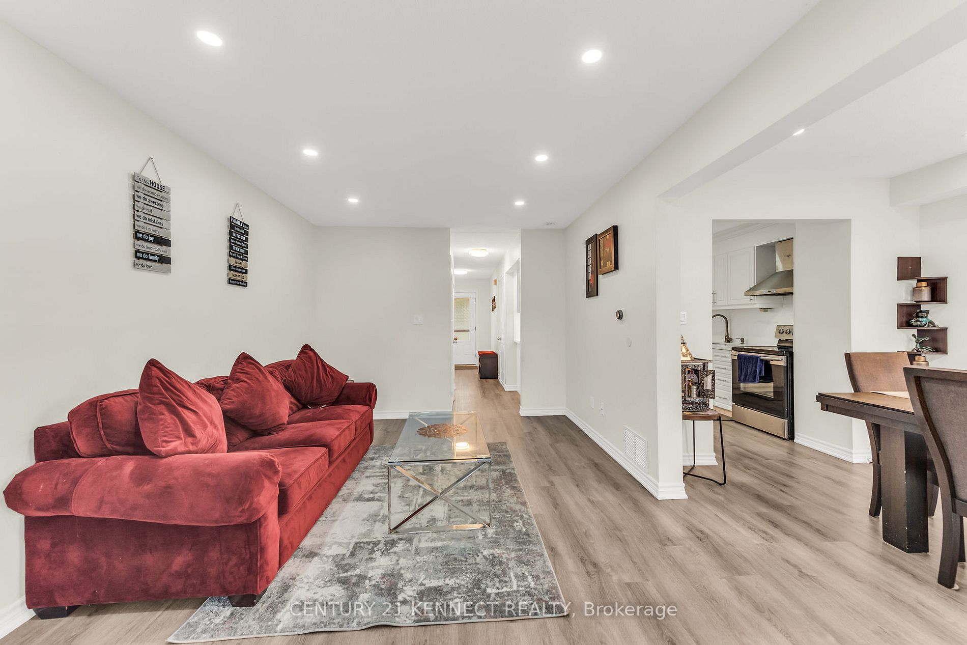 1 Royalwood Crt, #73