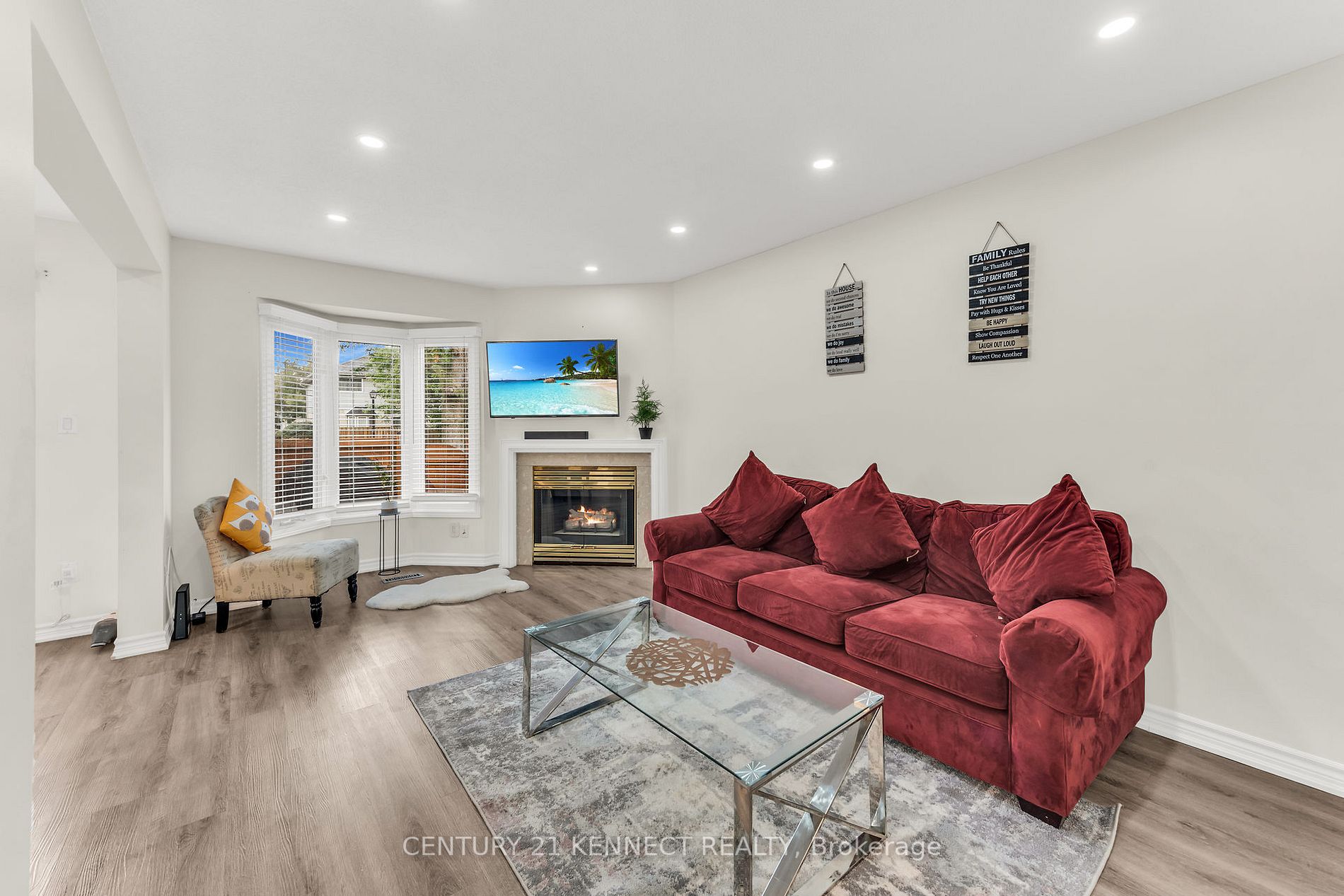 1 Royalwood Crt, #73
