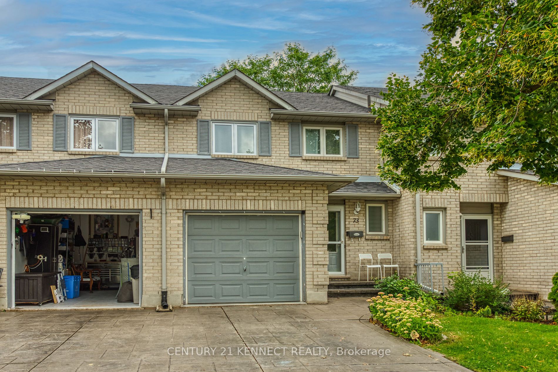 1 Royalwood Crt, #73