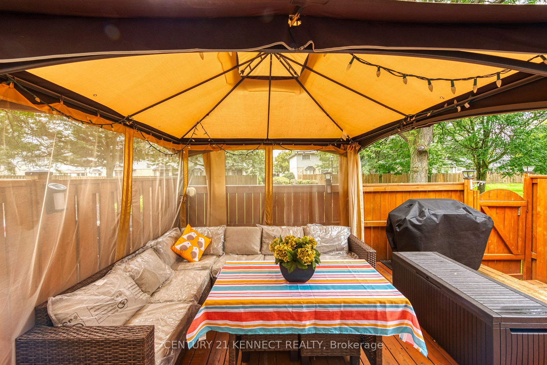 1 Royalwood Crt, #73