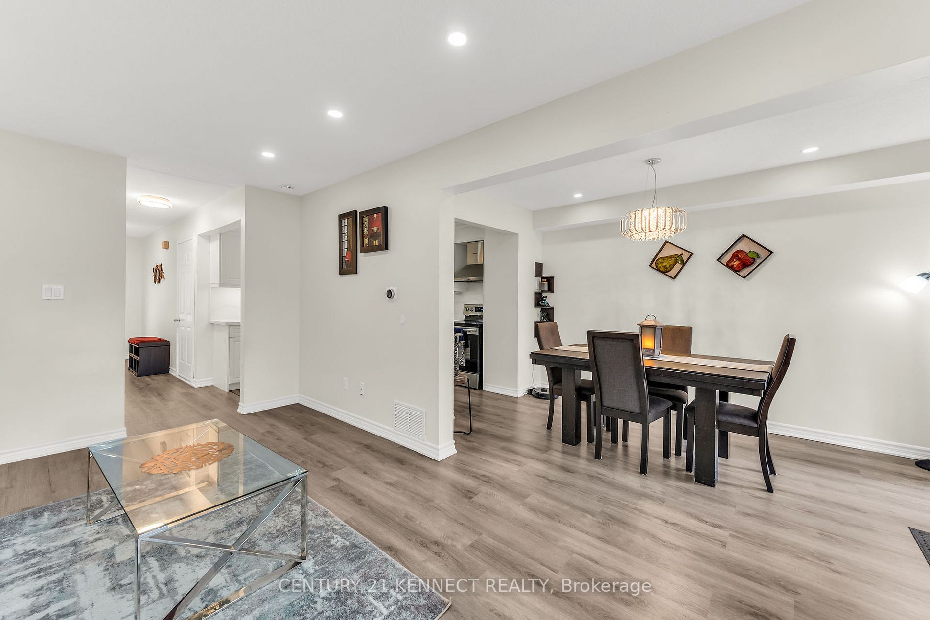 1 Royalwood Crt, #73