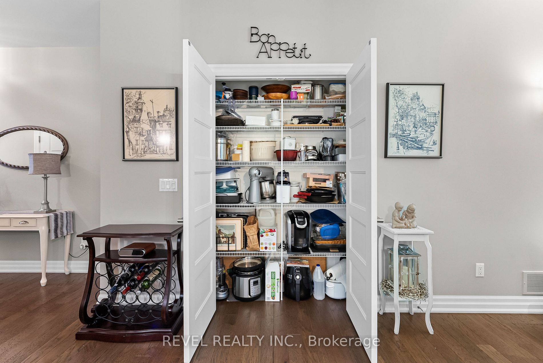 5622 Ironwood Street, #26