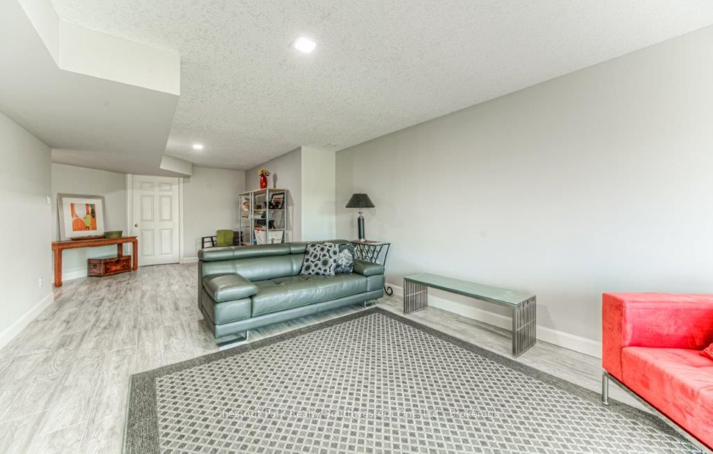 506 Rheinland Place