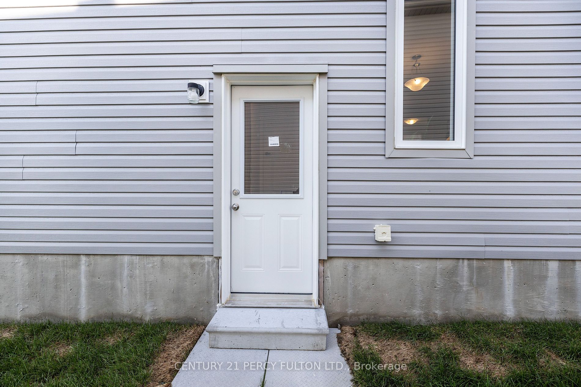 34 CONNOLLY Road