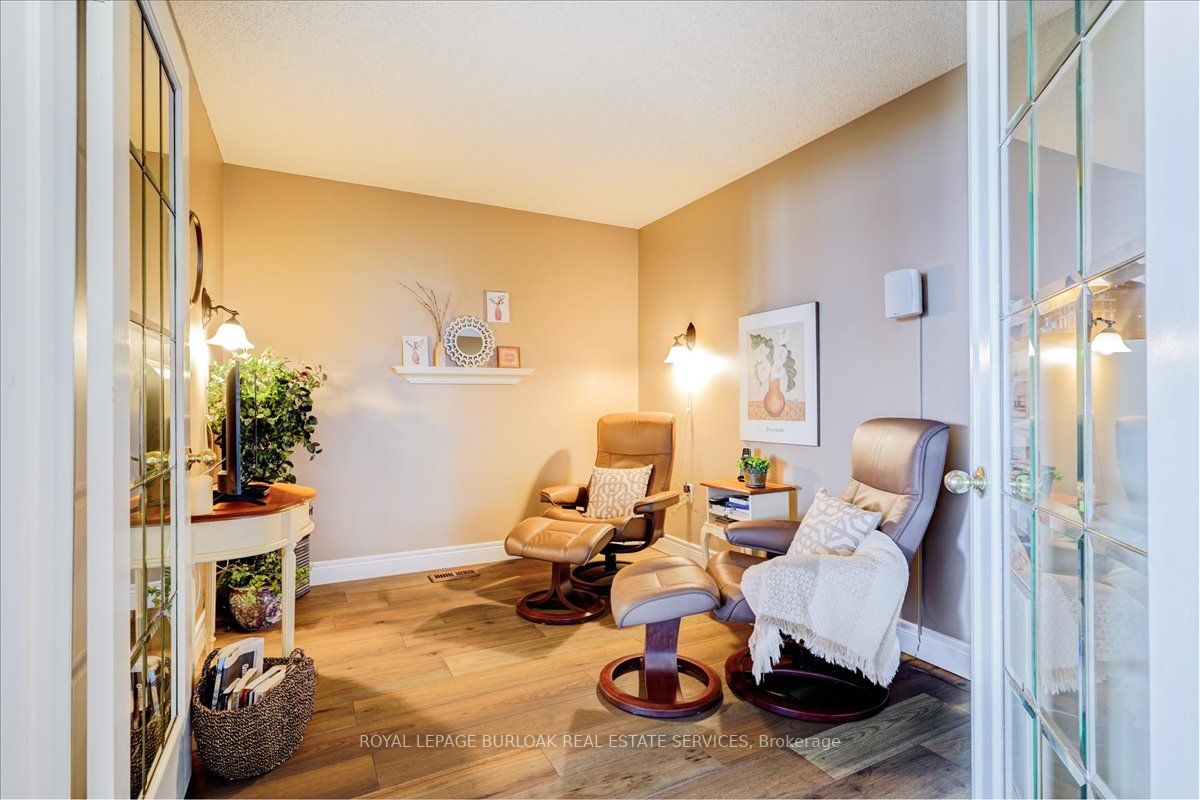 515 North Service Road, #27