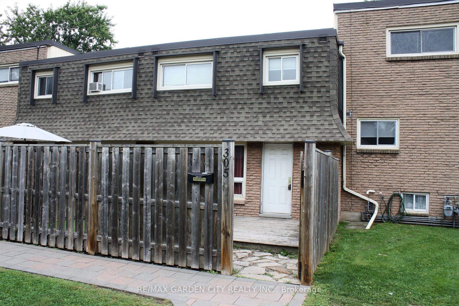 5 Viking Crt, #305