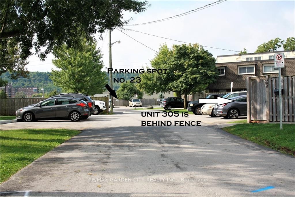 5 Viking Crt, #305