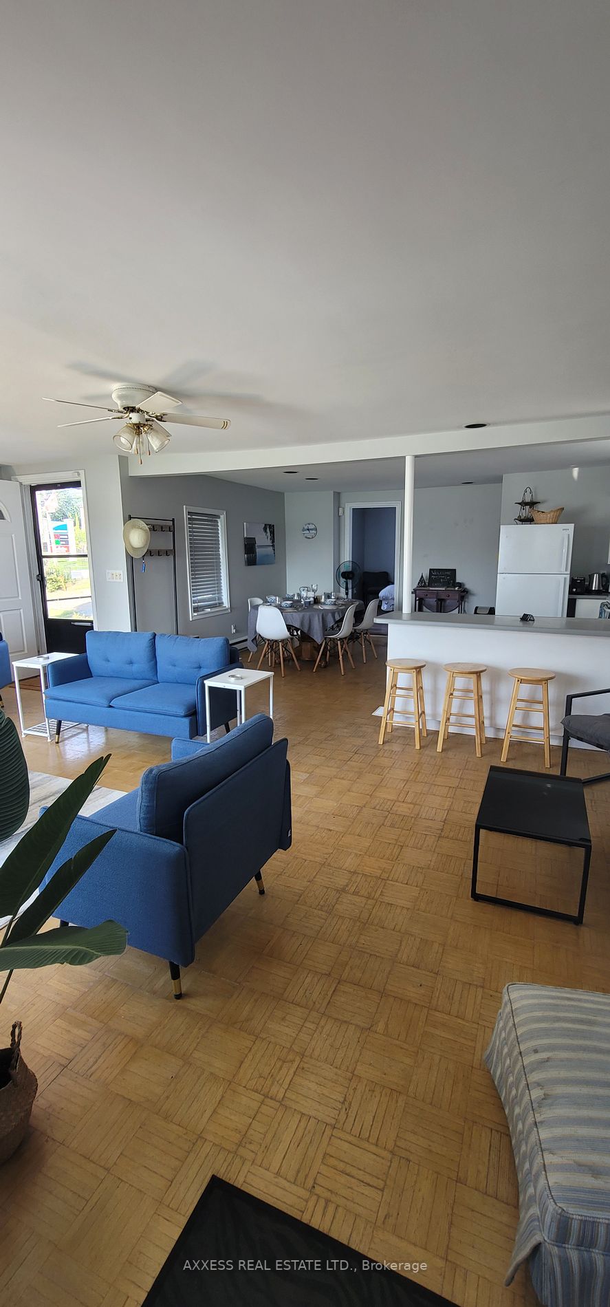 133 Main Street S
