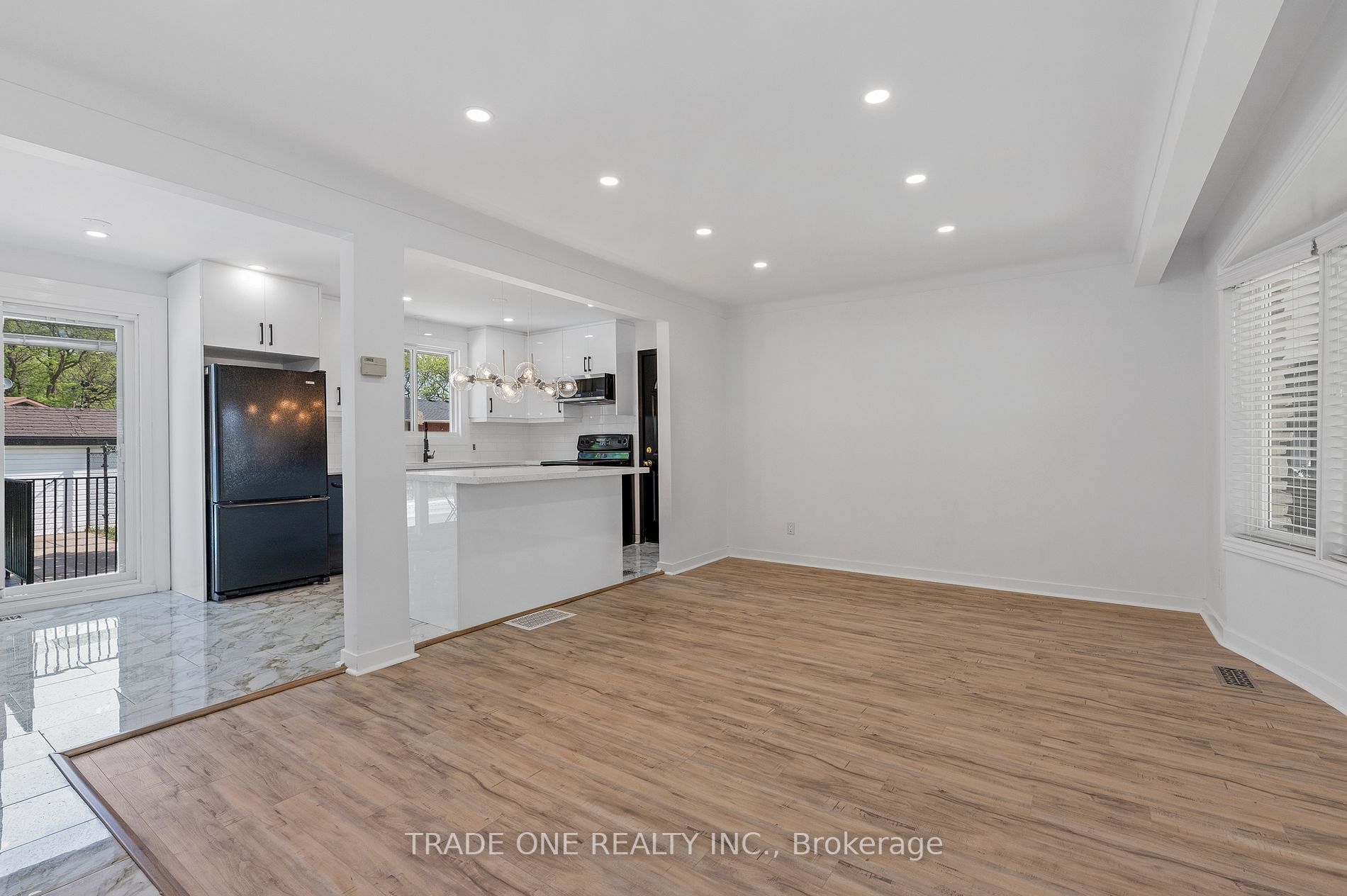 19 Brentwood Dr