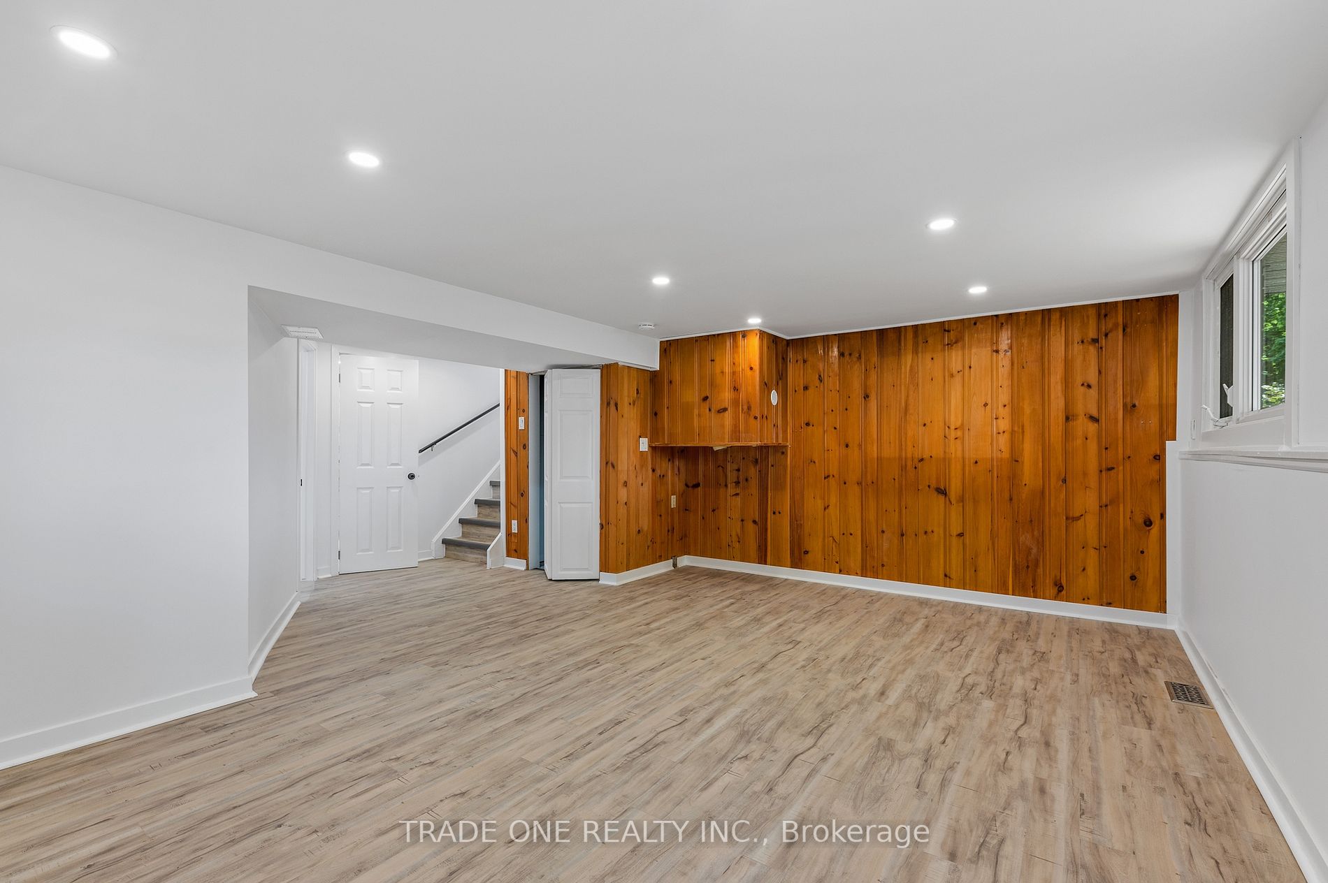 19 Brentwood Dr