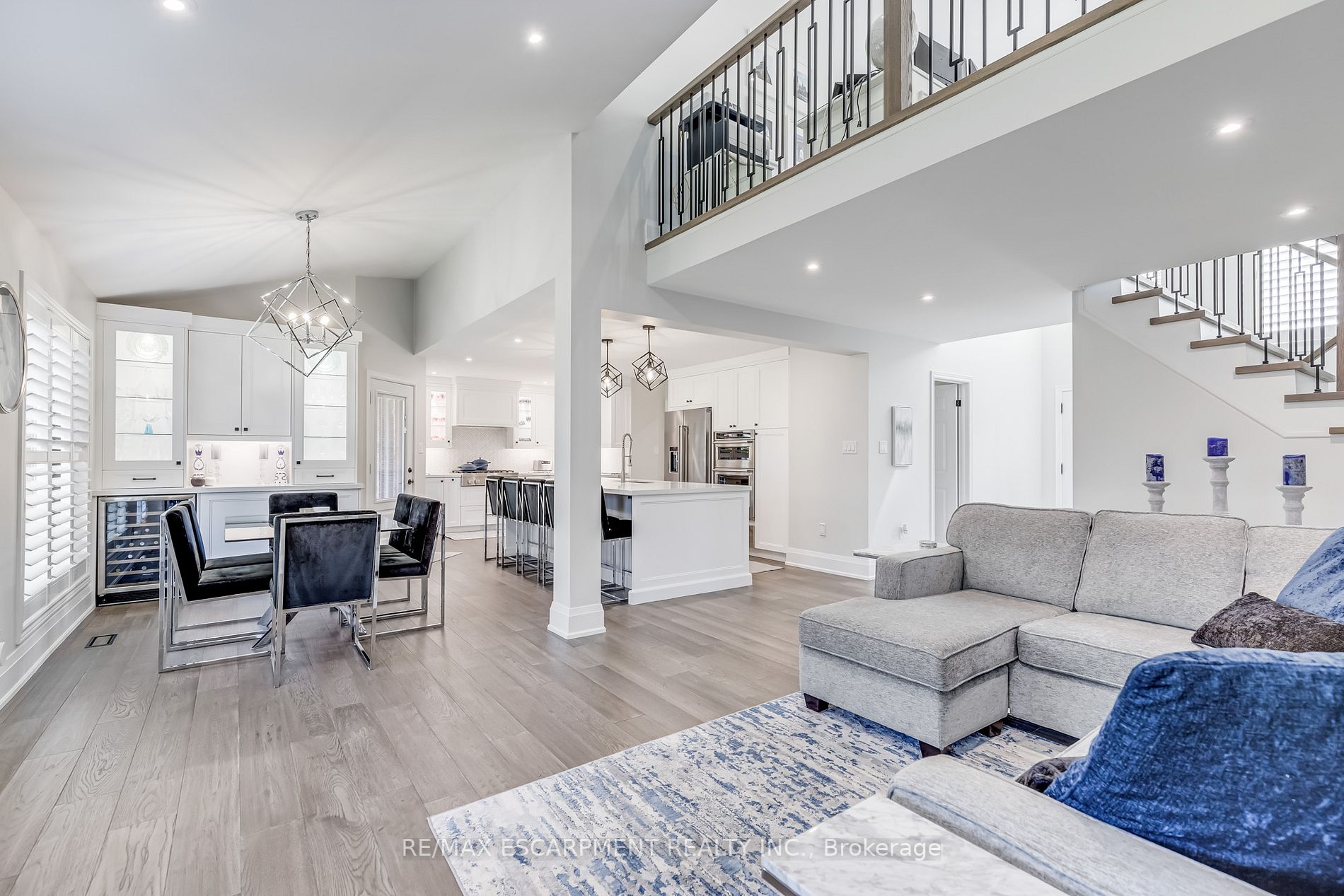 230 Appleby Rd