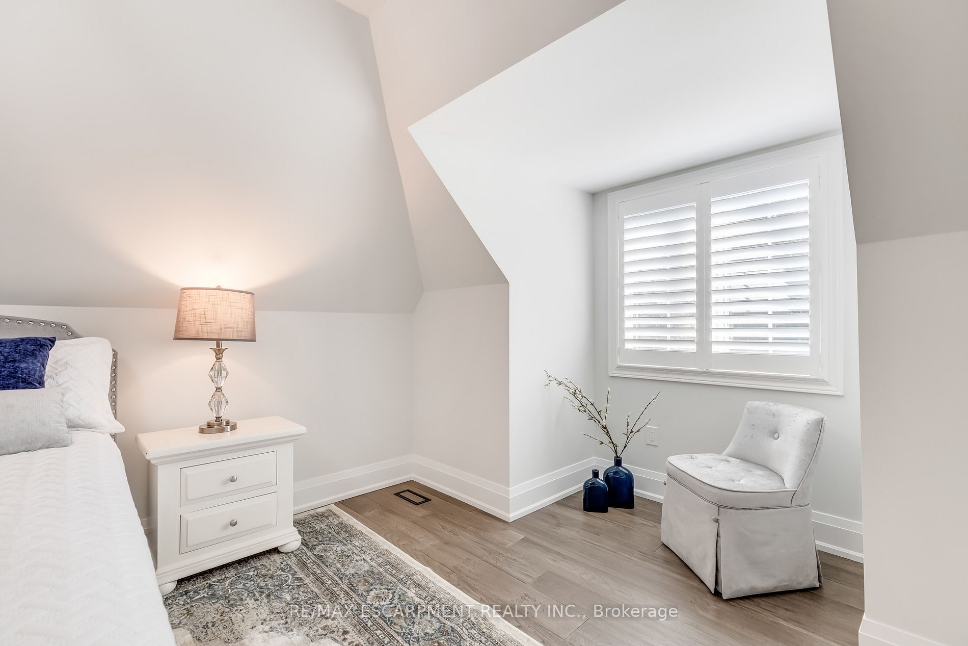 230 Appleby Rd
