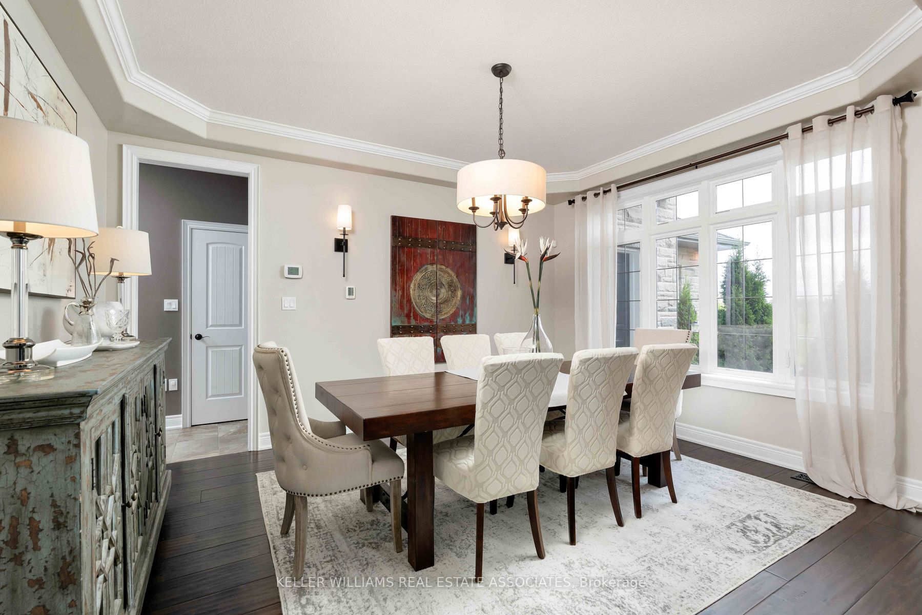 100 Chesswood Tr