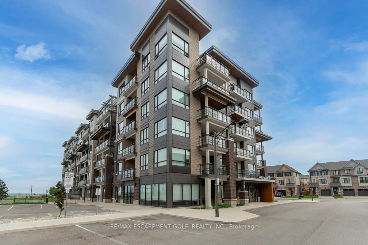10 Esplanade Lane, #603
