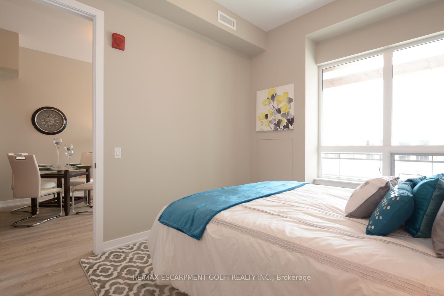 10 Esplanade Lane, #603