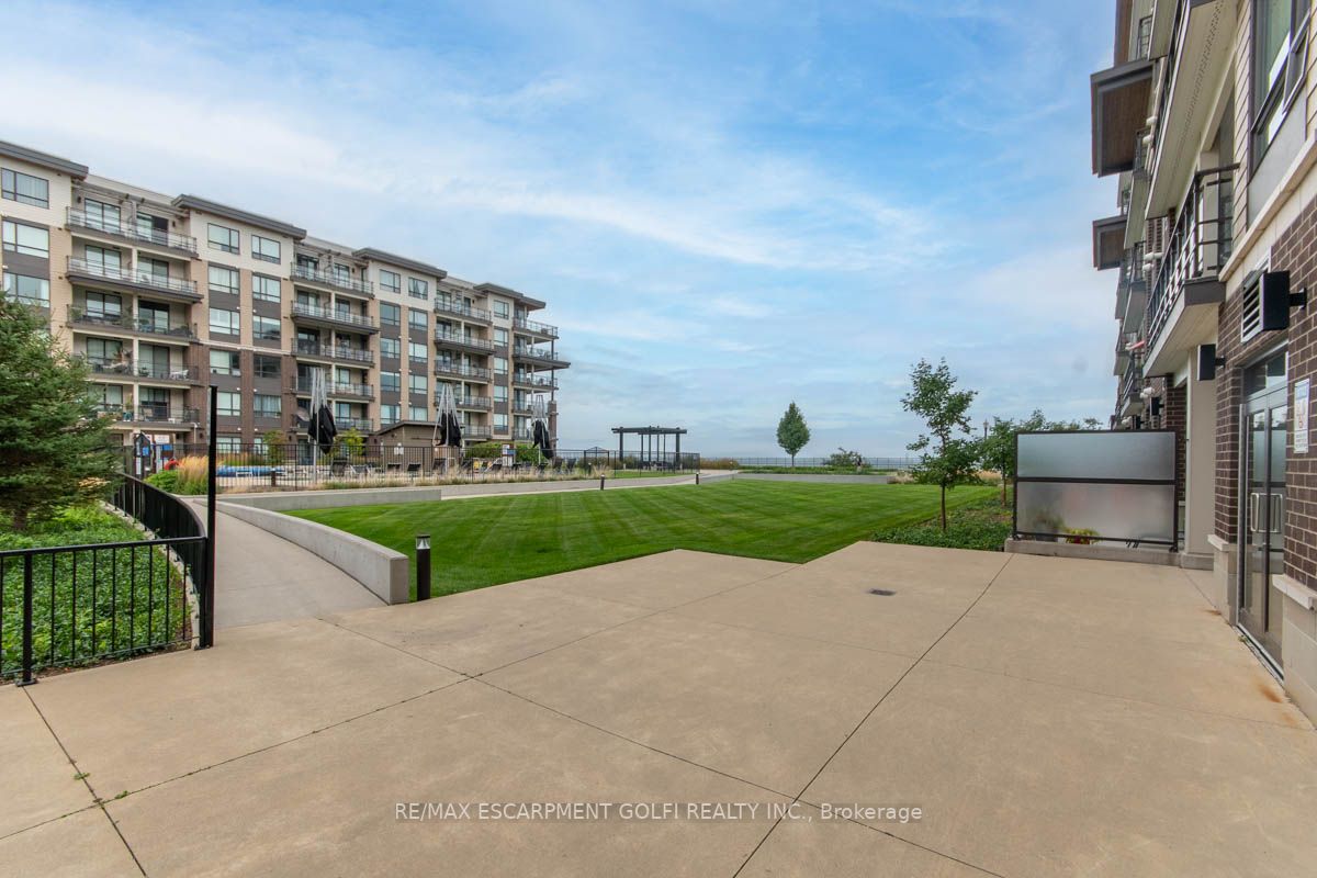 10 Esplanade Lane, #603