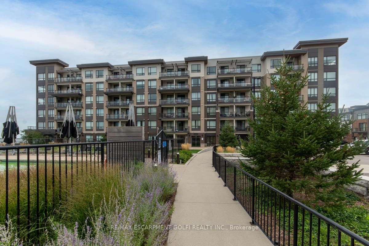 10 Esplanade Lane, #603