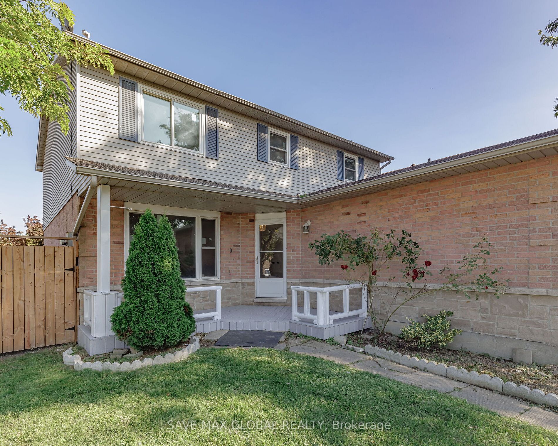 3 Mornington Dr E