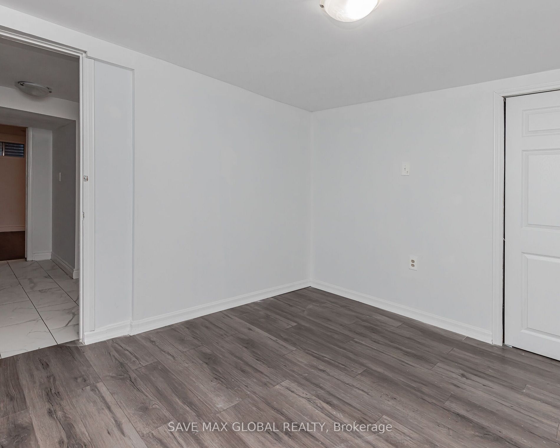 3 Mornington Dr E
