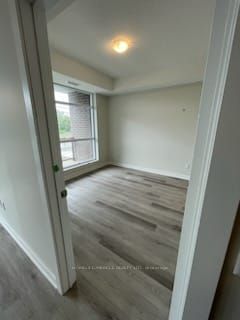 600 North Service Road, #111