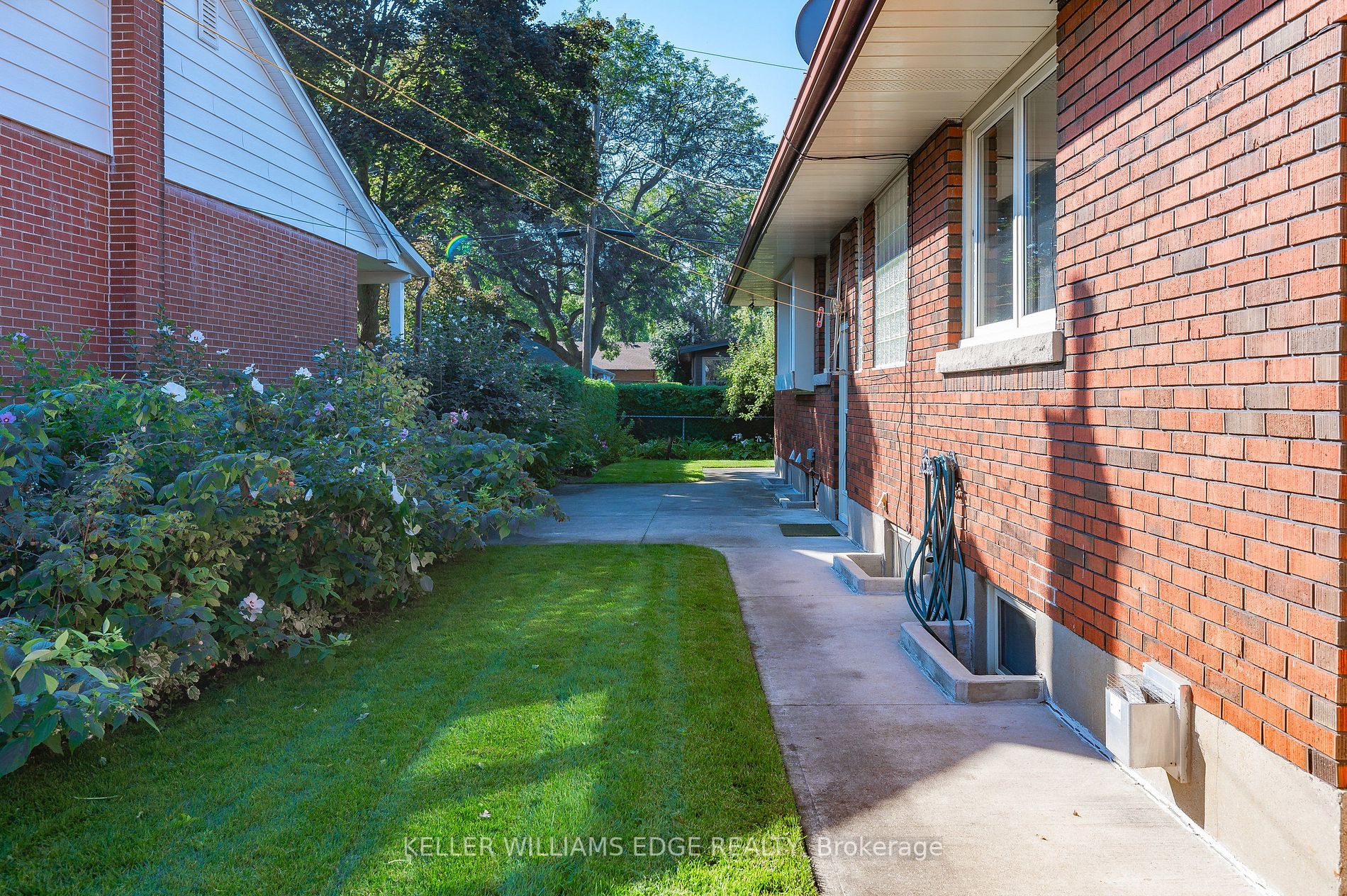 2 Rita Street