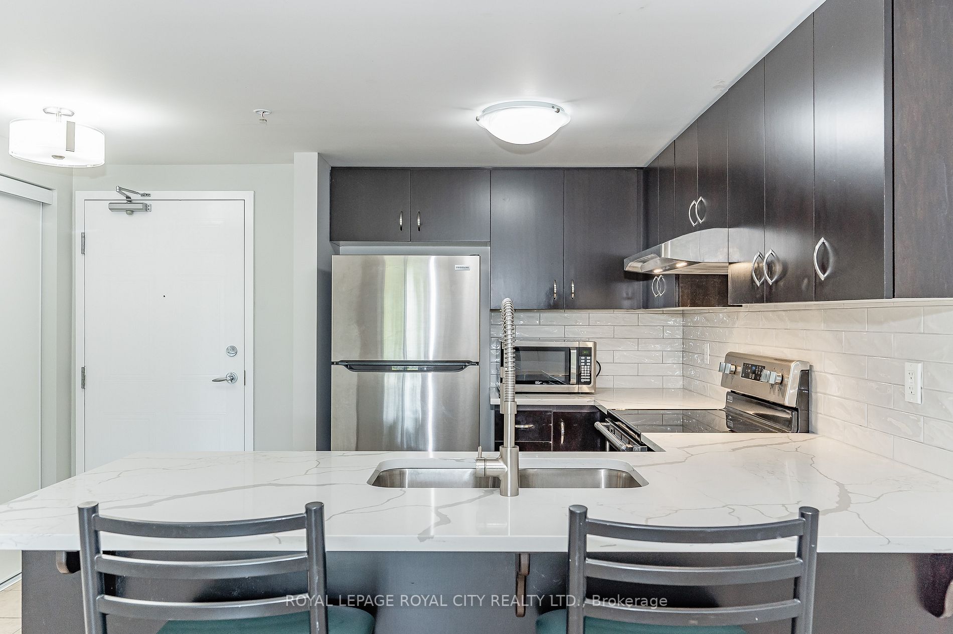 43 Goodwin Dr, #111