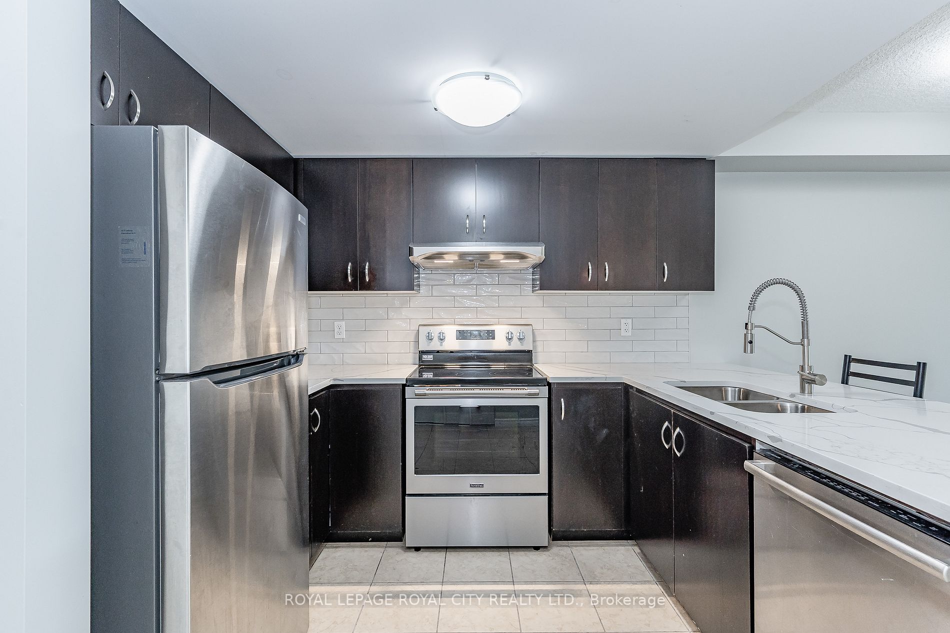 43 Goodwin Dr, #111