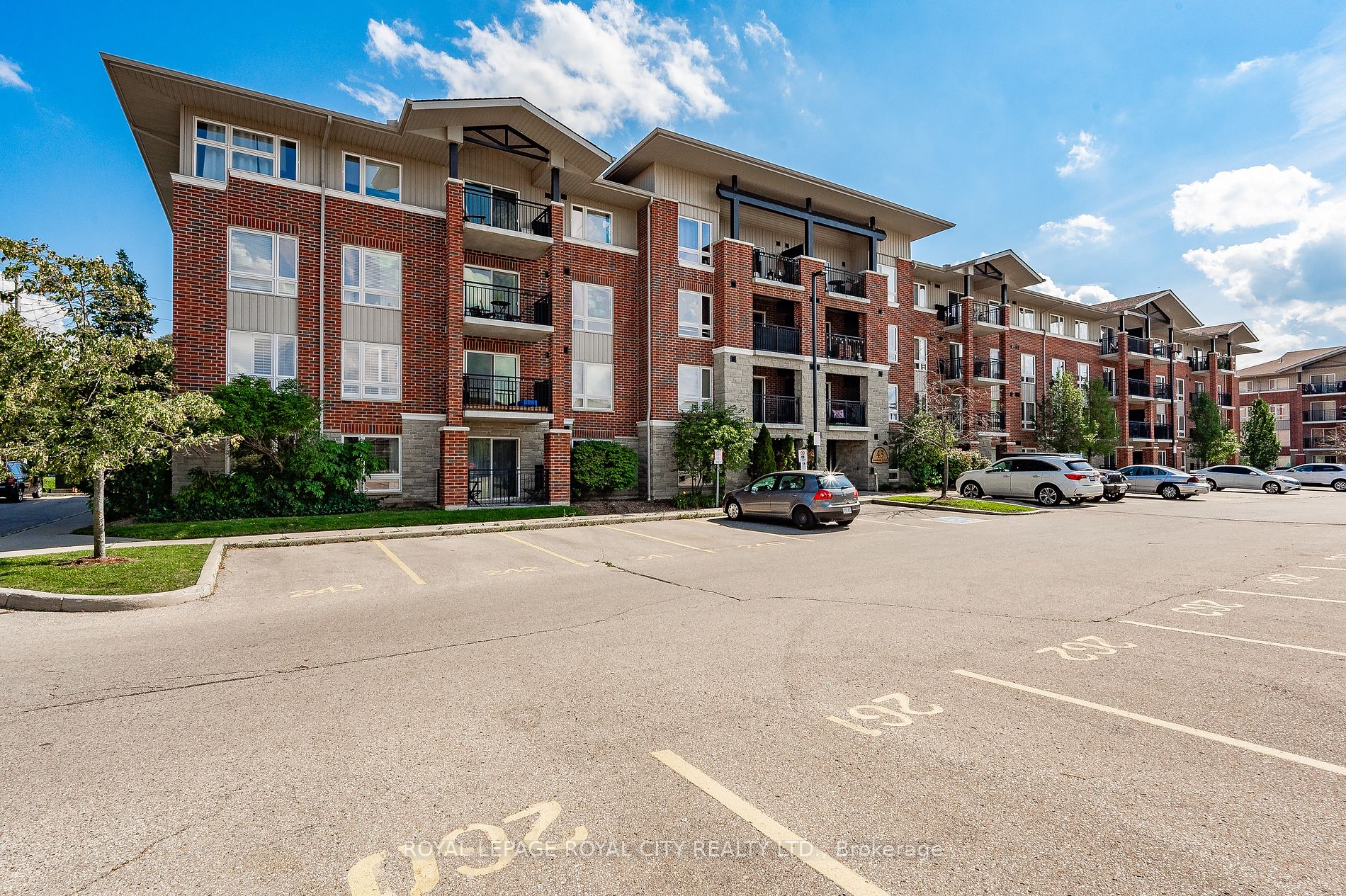 43 Goodwin Dr, #111