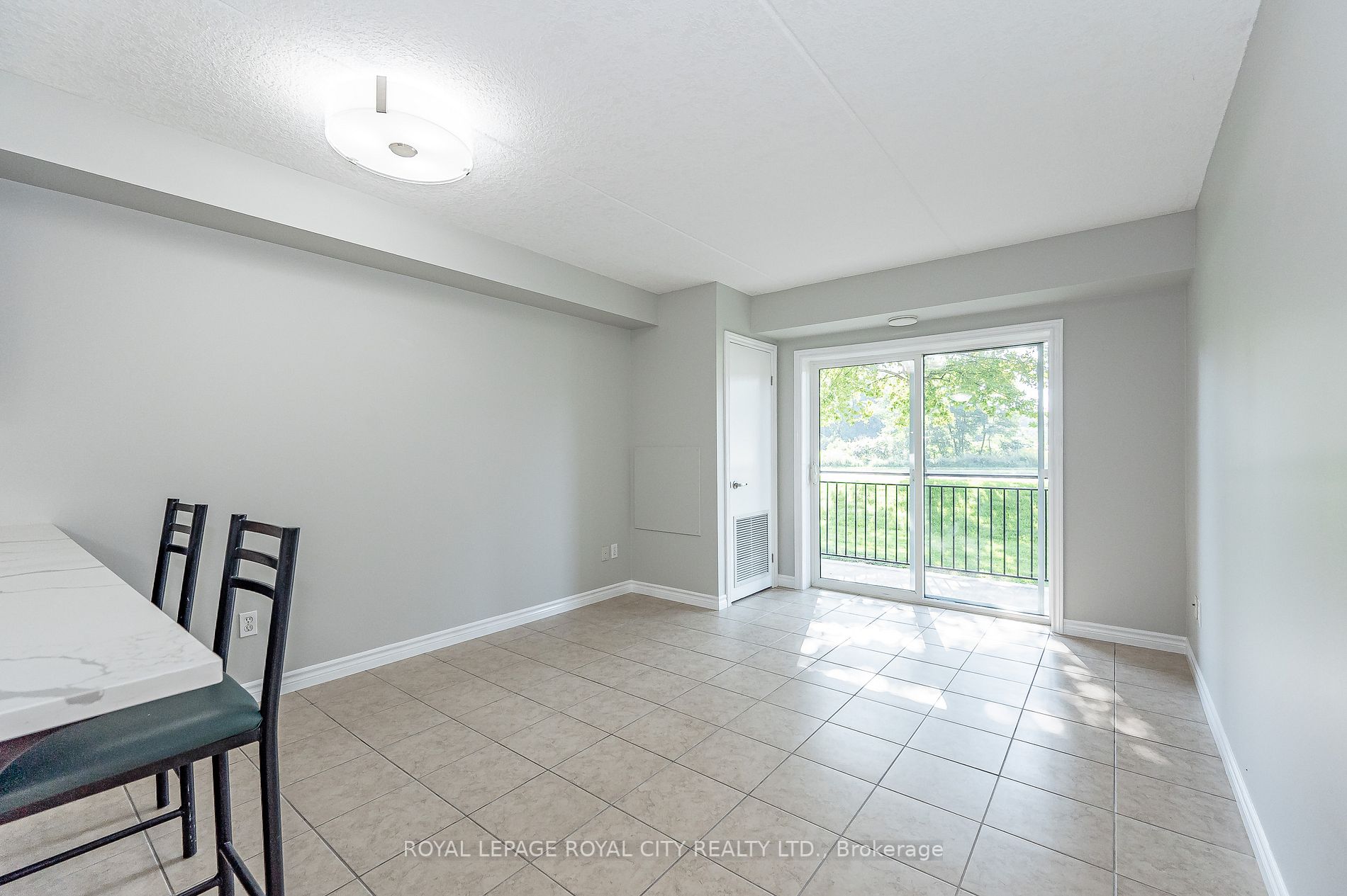 43 Goodwin Dr, #111