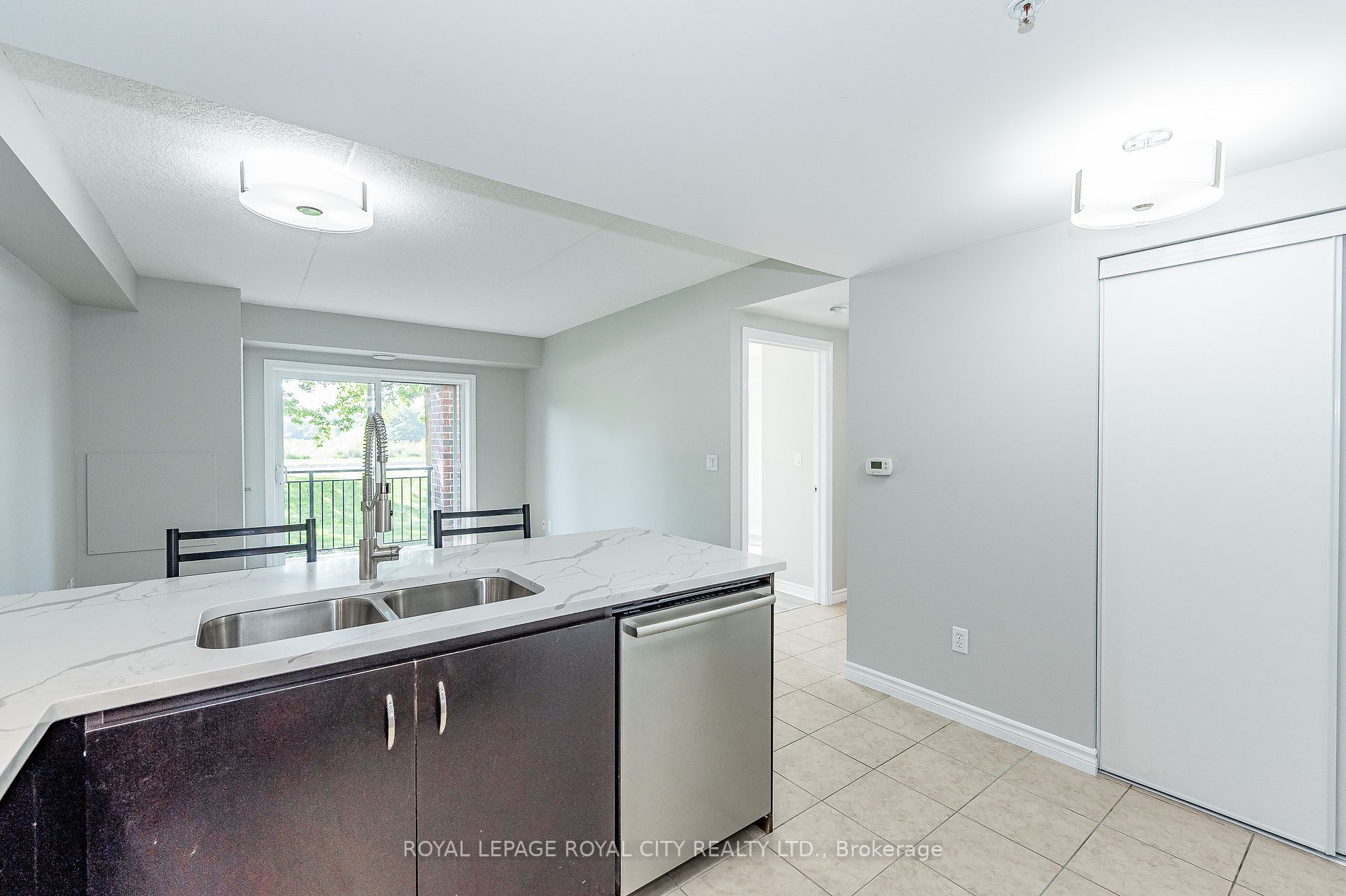 43 Goodwin Dr, #111