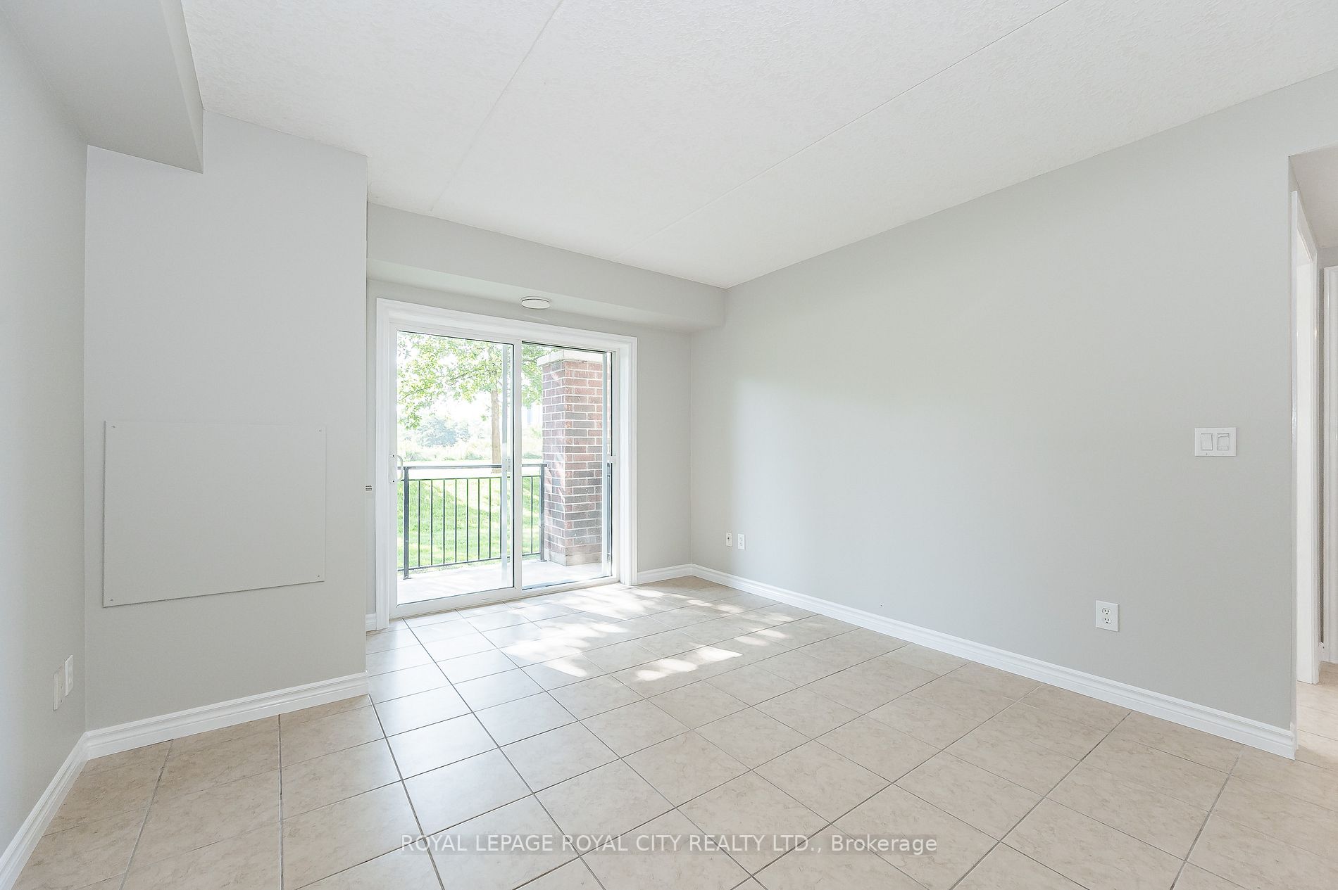 43 Goodwin Dr, #111