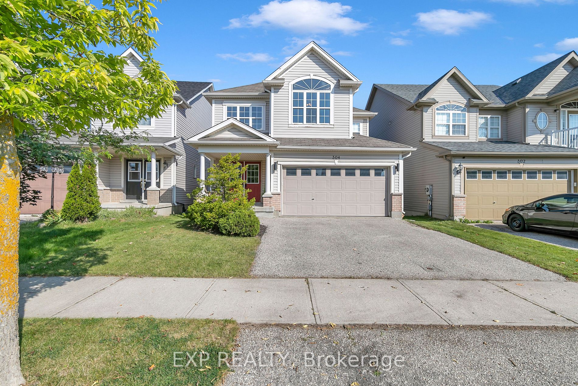 304 Brandenburg Pl