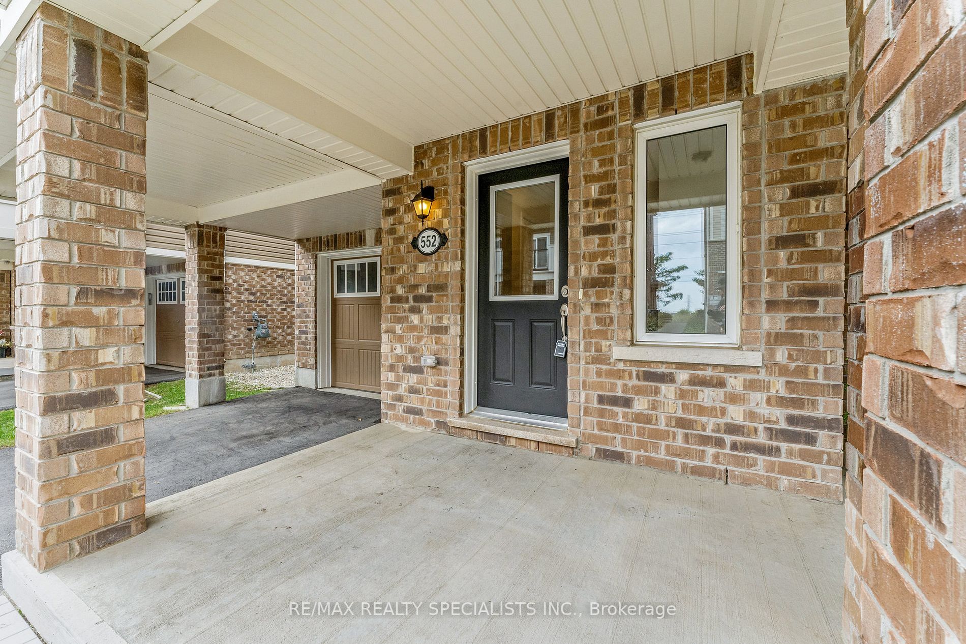 Listing X6800292 - Large Photo # 3