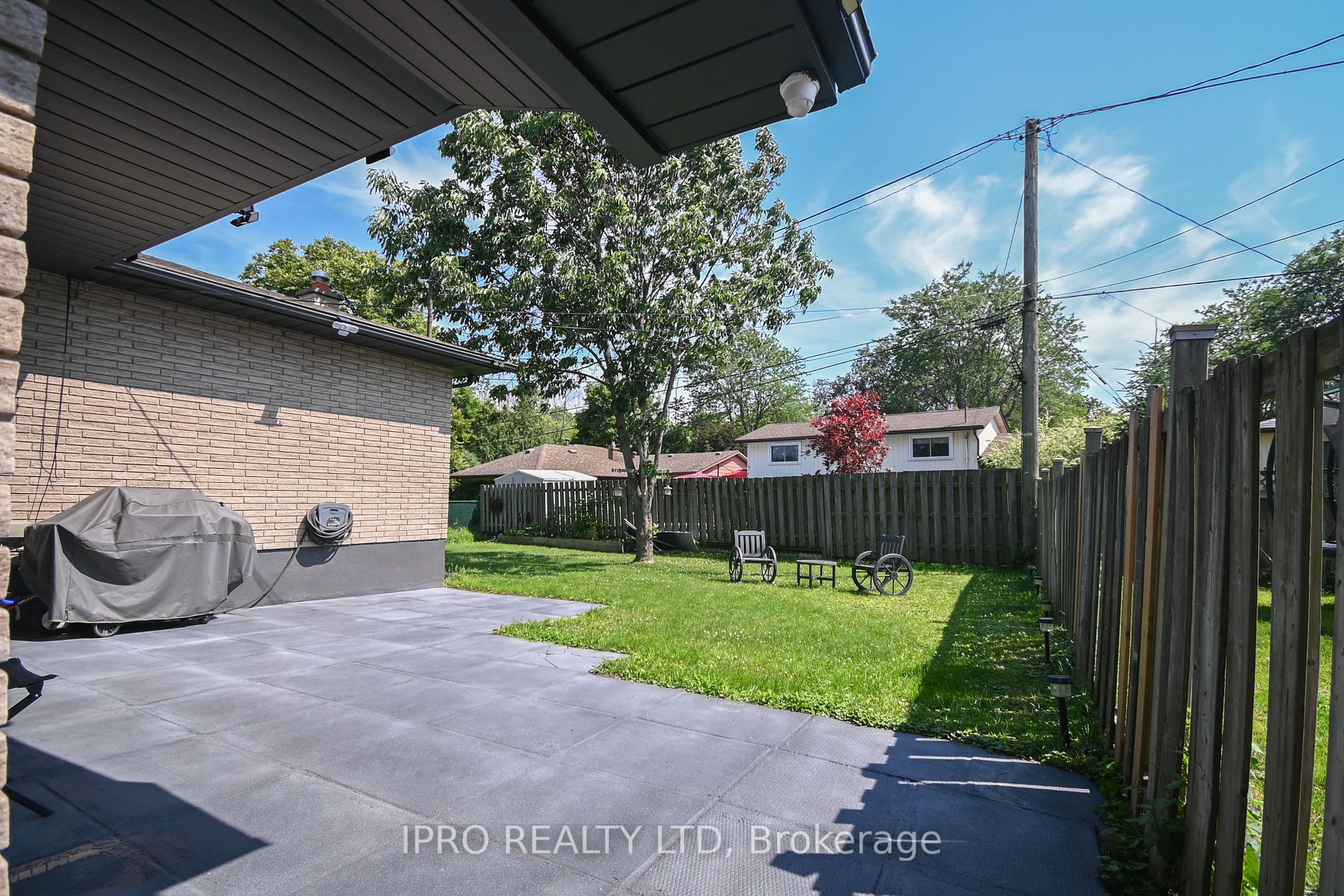 3106 Chipman Crescent
