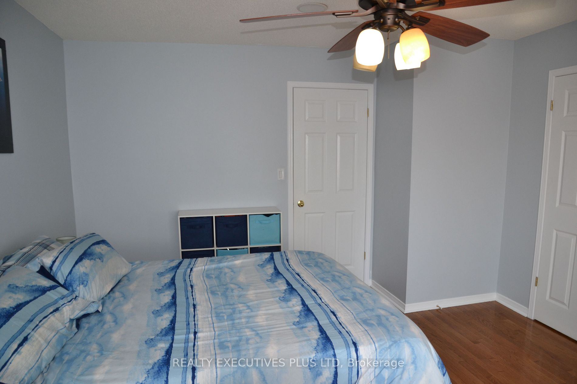 119 Frances Ave W