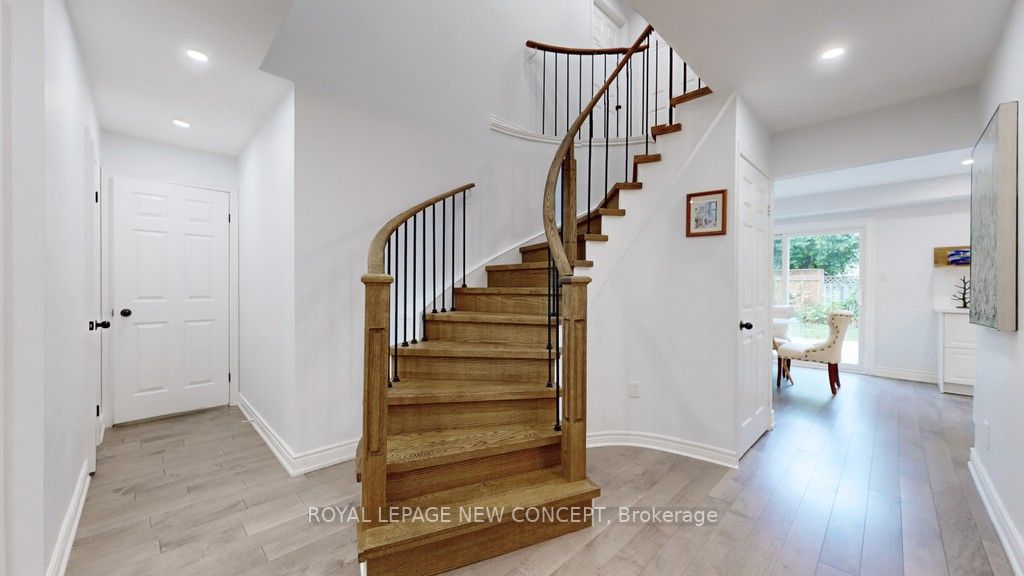 153 Charterhouse Crescent