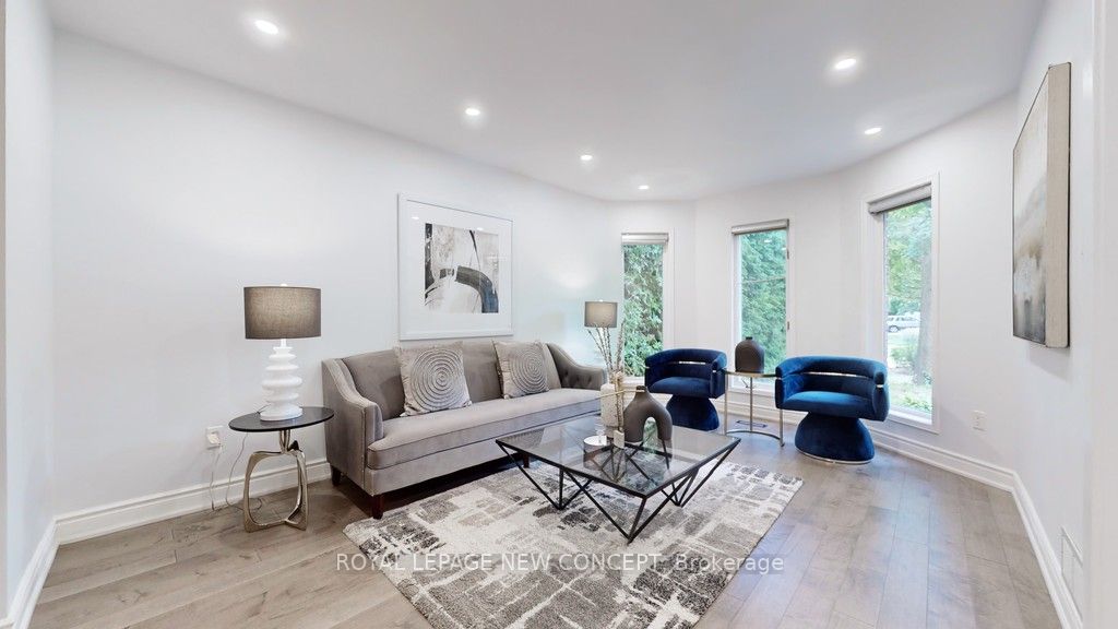 153 Charterhouse Cres