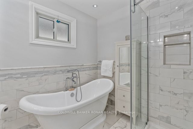 18 Greenwood Crescent